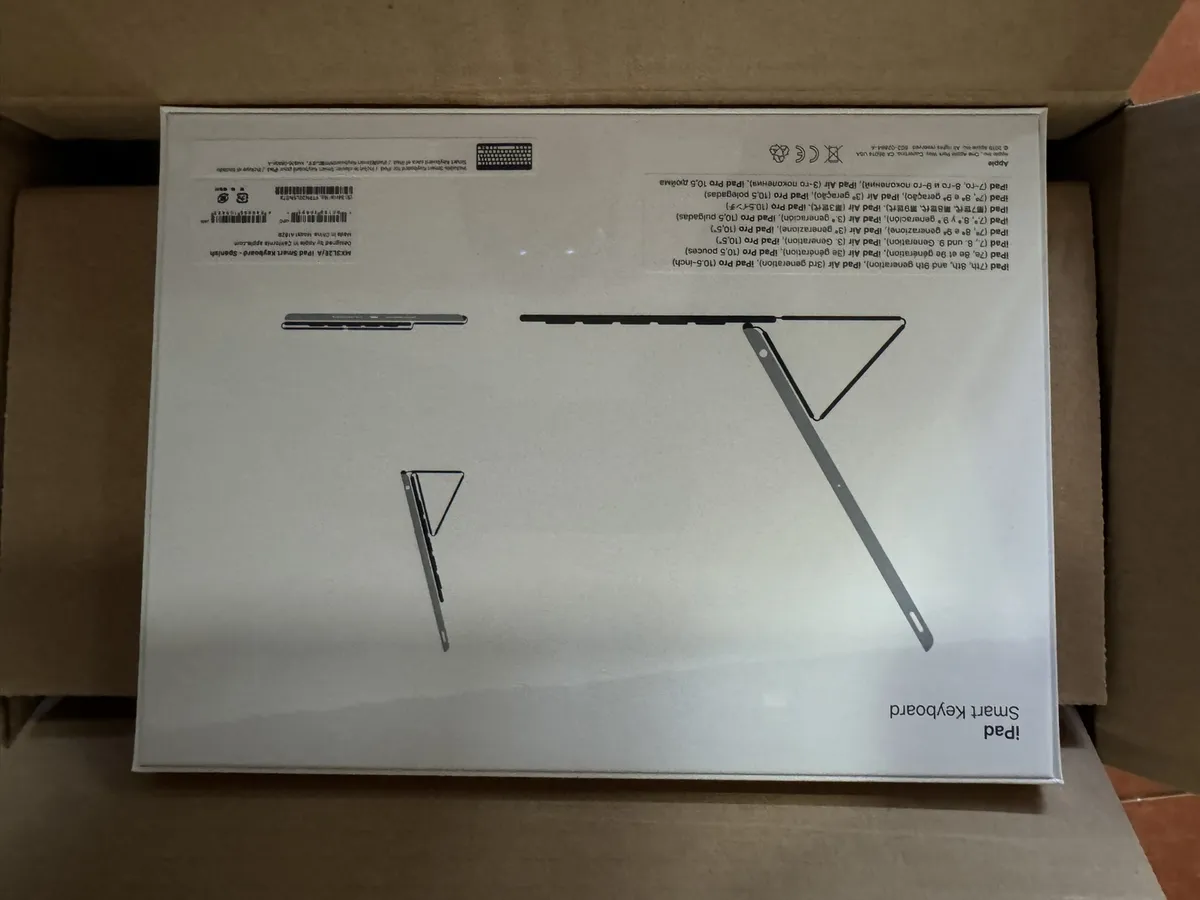 Apple Ipad Keyboard A1829 Español 7ma 8va 9na Air 3ra Pro 10 Negro Nuevo - Image 3